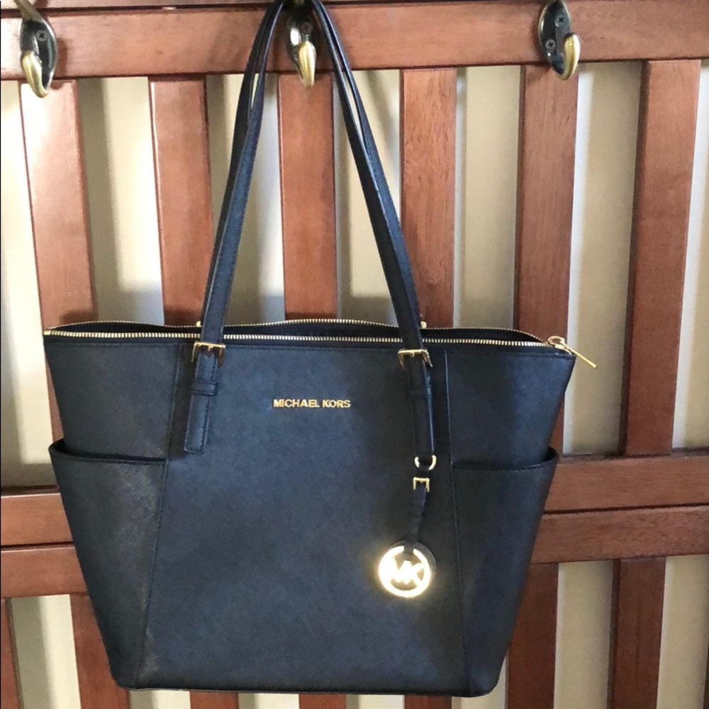 Black Michael Kors purse